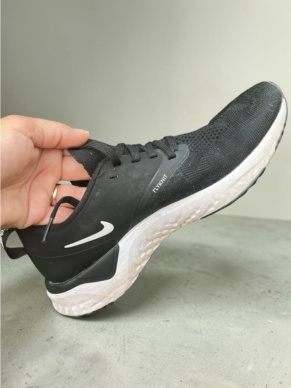 Nike Odyssey react black size 7 shoe